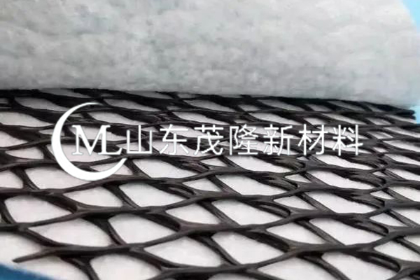 三維復合排水網(wǎng)  第1張